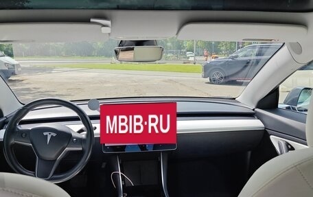 Tesla Model 3 I, 2018 год, 3 000 000 рублей, 2 фотография