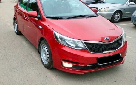 KIA Rio III рестайлинг, 2015 год, 1 000 000 рублей, 2 фотография
