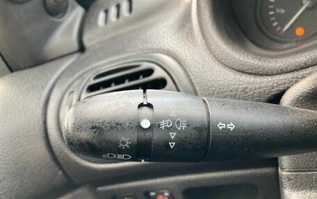 Peugeot 206, 2006 год, 370 000 рублей, 18 фотография