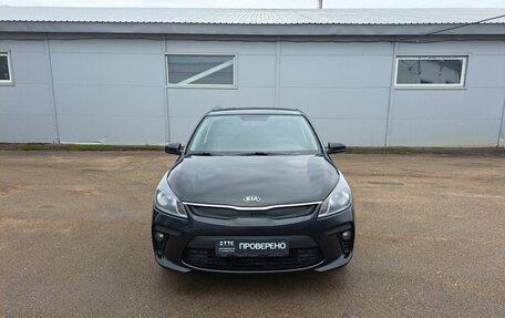 KIA Rio IV, 2017 год, 919 000 рублей, 2 фотография
