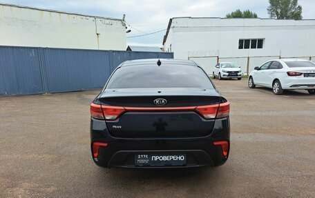 KIA Rio IV, 2017 год, 919 000 рублей, 6 фотография