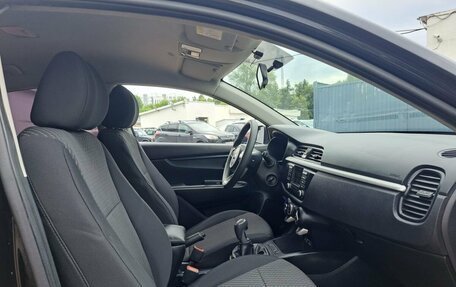 KIA Rio IV, 2017 год, 919 000 рублей, 11 фотография