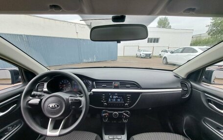 KIA Rio IV, 2017 год, 919 000 рублей, 14 фотография