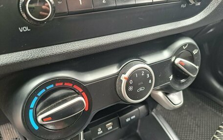 KIA Rio IV, 2017 год, 919 000 рублей, 19 фотография