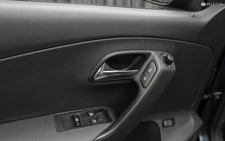 Volkswagen Polo VI (EU Market), 2011 год, 740 000 рублей, 17 фотография