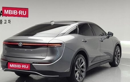 Toyota Crown, 2024 год, 4 990 000 рублей, 3 фотография