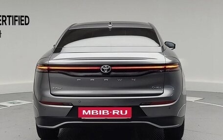 Toyota Crown, 2024 год, 4 990 000 рублей, 4 фотография