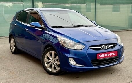 Hyundai Solaris II рестайлинг, 2012 год, 715 000 рублей, 1 фотография