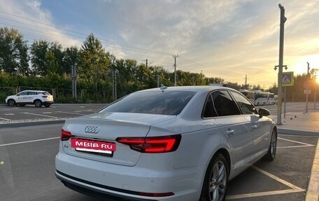 Audi A4, 2019 год, 2 500 000 рублей, 4 фотография