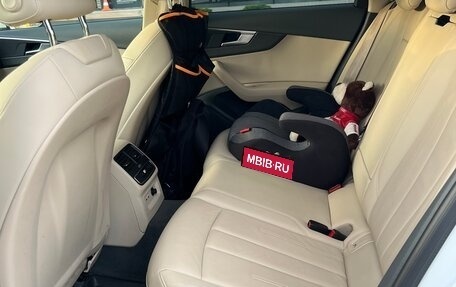 Audi A4, 2019 год, 2 500 000 рублей, 5 фотография