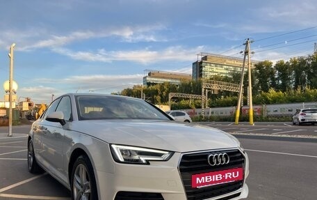 Audi A4, 2019 год, 2 500 000 рублей, 8 фотография