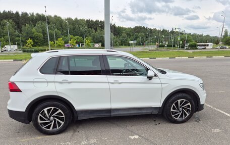 Volkswagen Tiguan II, 2018 год, 1 950 000 рублей, 8 фотография