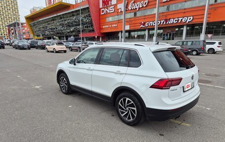Volkswagen Tiguan II, 2018 год, 1 950 000 рублей, 5 фотография
