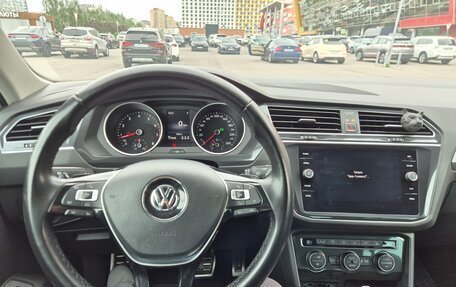 Volkswagen Tiguan II, 2018 год, 1 950 000 рублей, 30 фотография