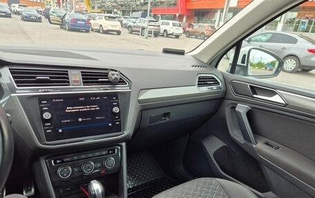 Volkswagen Tiguan II, 2018 год, 1 950 000 рублей, 32 фотография