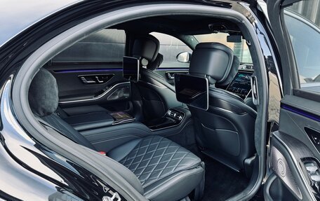 Mercedes-Benz S-Класс, 2021 год, 16 000 000 рублей, 11 фотография