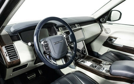 Land Rover Range Rover IV рестайлинг, 2017 год, 4 800 000 рублей, 11 фотография