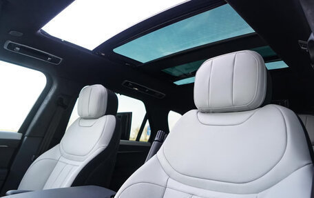 Land Rover Range Rover Sport, 2025 год, 31 990 000 рублей, 14 фотография