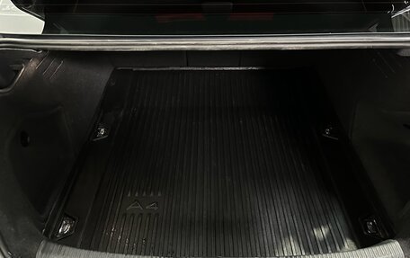 Audi A4, 2017 год, 2 140 000 рублей, 14 фотография