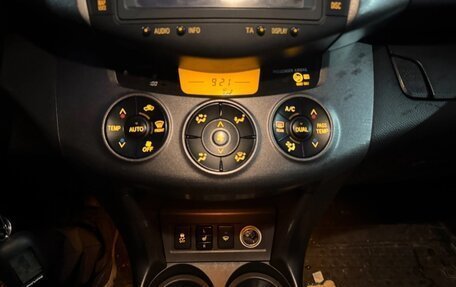 Toyota RAV4, 2010 год, 1 690 000 рублей, 8 фотография