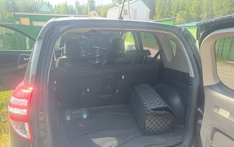 Toyota RAV4, 2010 год, 1 690 000 рублей, 12 фотография