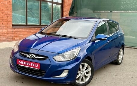 Hyundai Solaris II рестайлинг, 2012 год, 715 000 рублей, 3 фотография
