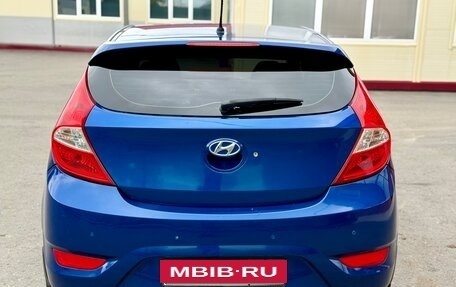 Hyundai Solaris II рестайлинг, 2012 год, 715 000 рублей, 5 фотография