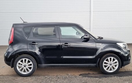 KIA Soul II рестайлинг, 2017 год, 1 435 000 рублей, 5 фотография