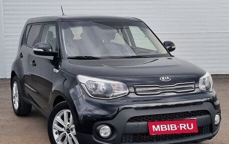 KIA Soul II рестайлинг, 2017 год, 1 435 000 рублей, 3 фотография