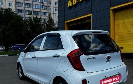 KIA Picanto II, 2011 год, 800 000 рублей, 3 фотография