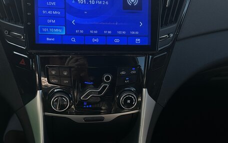 Hyundai Sonata VI, 2012 год, 1 150 000 рублей, 8 фотография