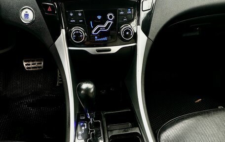 Hyundai Sonata VI, 2012 год, 1 150 000 рублей, 12 фотография