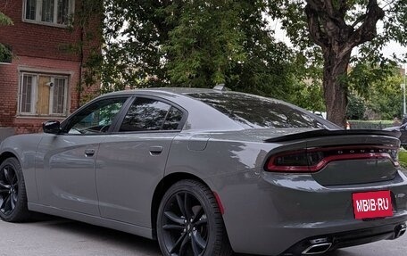 Dodge Charger, 2017 год, 3 195 000 рублей, 6 фотография