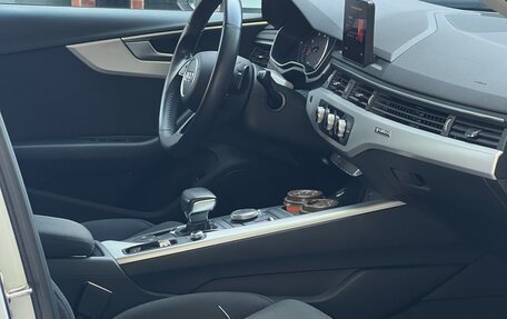 Audi A4, 2019 год, 2 790 000 рублей, 16 фотография