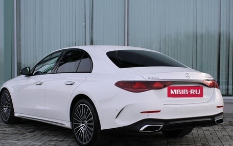 Mercedes-Benz E-Класс, 2024 год, 11 500 000 рублей, 4 фотография