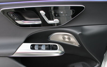Mercedes-Benz E-Класс, 2024 год, 11 500 000 рублей, 17 фотография