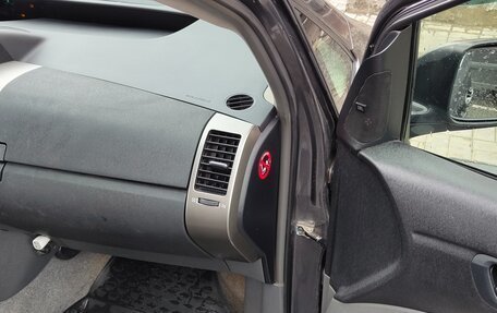 Toyota Prius, 2007 год, 850 000 рублей, 9 фотография