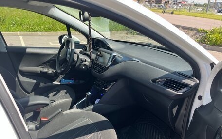 Peugeot 208 II, 2013 год, 800 000 рублей, 11 фотография