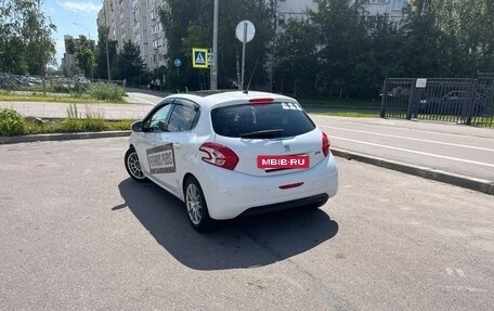 Peugeot 208 II, 2013 год, 800 000 рублей, 3 фотография