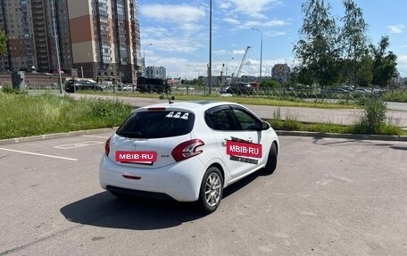 Peugeot 208 II, 2013 год, 800 000 рублей, 4 фотография