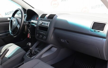Volkswagen Golf V, 2006 год, 620 000 рублей, 9 фотография
