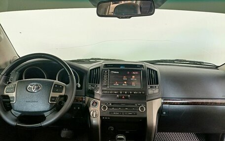 Toyota Land Cruiser 200, 2008 год, 2 299 000 рублей, 14 фотография
