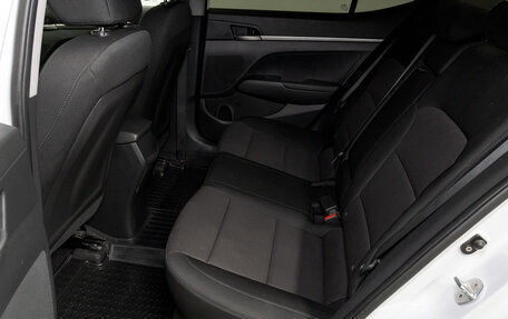 Hyundai Elantra VI рестайлинг, 2019 год, 1 675 000 рублей, 15 фотография