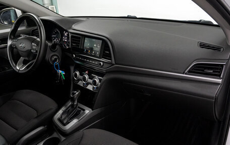 Hyundai Elantra VI рестайлинг, 2019 год, 1 675 000 рублей, 16 фотография