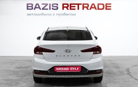 Hyundai Elantra VI рестайлинг, 2019 год, 1 675 000 рублей, 6 фотография