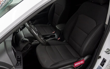 Hyundai Elantra VI рестайлинг, 2019 год, 1 675 000 рублей, 14 фотография