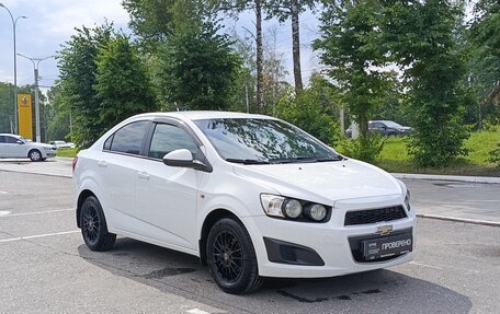 Chevrolet Aveo III, 2014 год, 675 000 рублей, 3 фотография