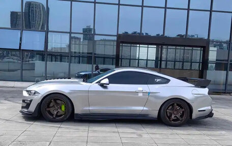Ford Mustang VI рестайлинг, 2020 год, 2 443 690 рублей, 3 фотография