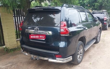 Toyota Land Cruiser Prado 150 рестайлинг 2, 2017 год, 4 150 000 рублей, 3 фотография