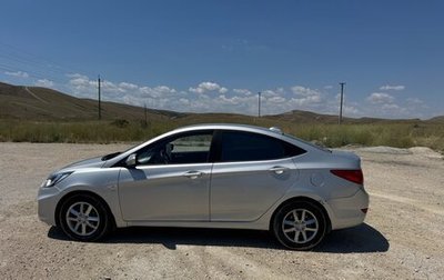 Hyundai Solaris II рестайлинг, 2012 год, 850 000 рублей, 1 фотография